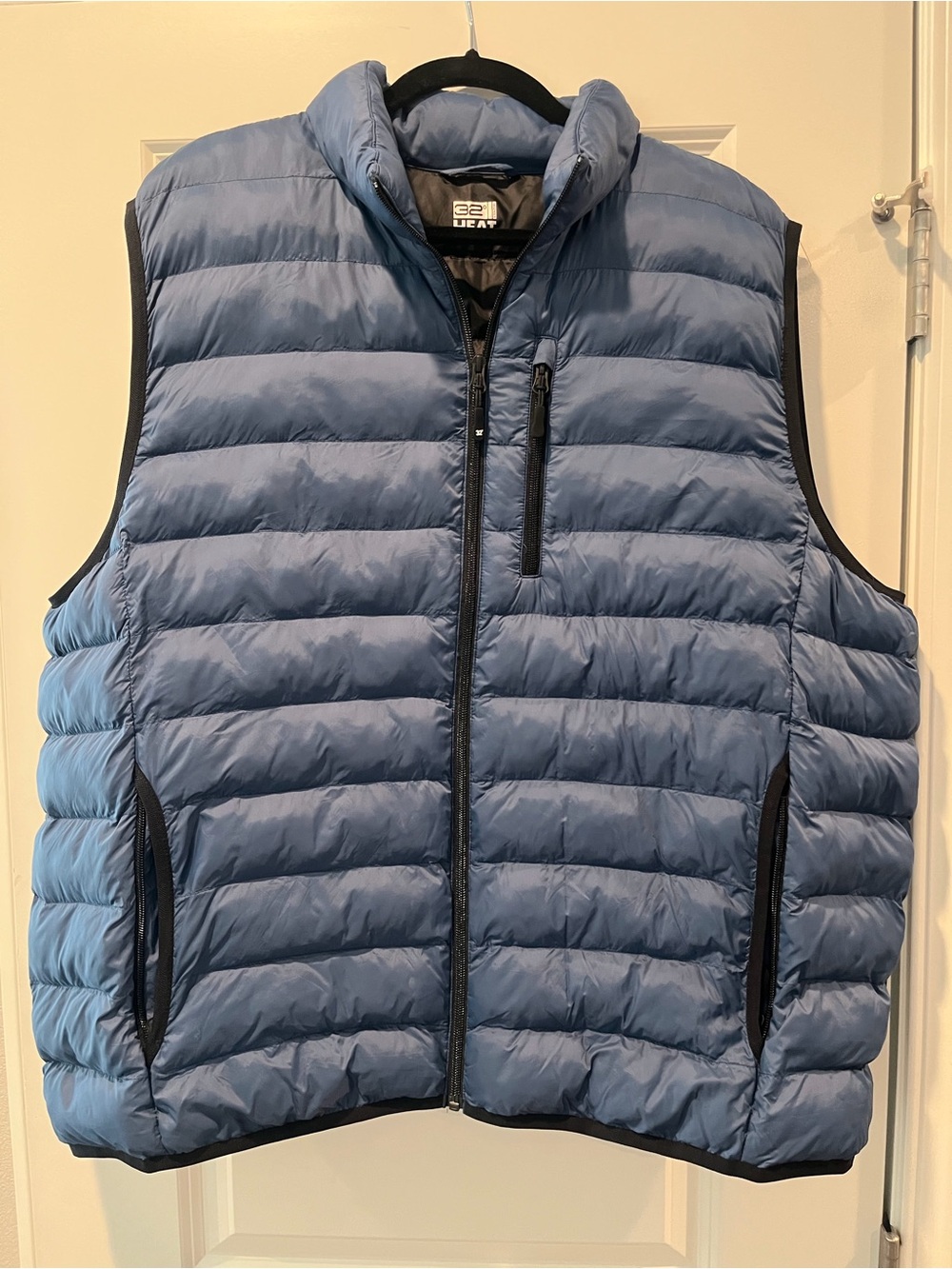 32 Degrees Men's Blue Quilted Puffer Vest
